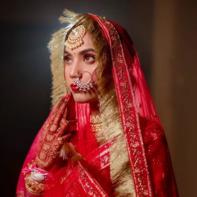 Aashi Chauhan Tewtia profile