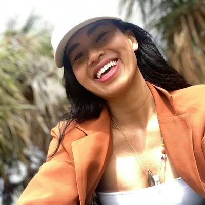 Solinda Hong profile