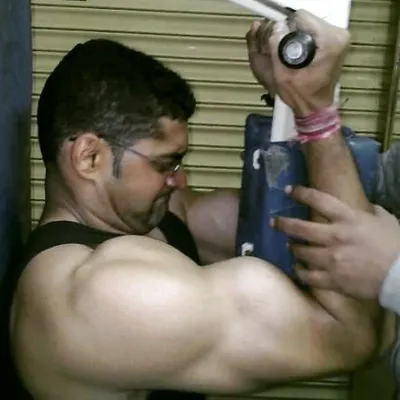 som fitness freak gym center profile