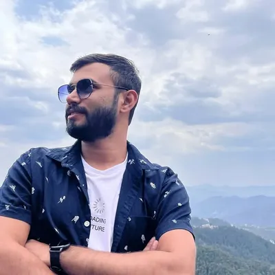 Somit Garhewal profile