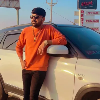 Somraj Gadhavi profile