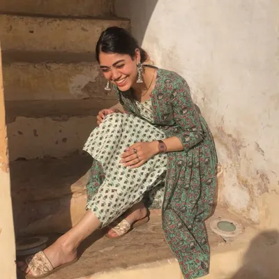 Somya profile
