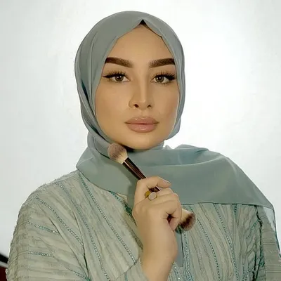 Sona_make_up profile