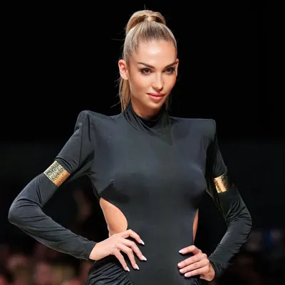 SOŇA KAPRELOVÁ profile