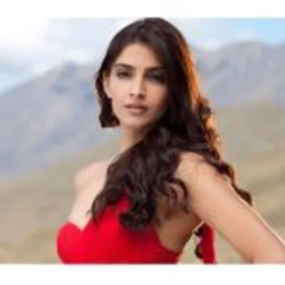 ๐ Sonam Kapoor ๐ profile