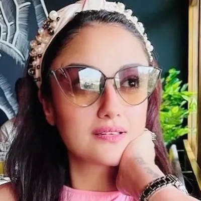 Sonia Agarwal profile