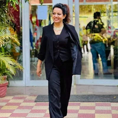 Sonia Dhaawan profile