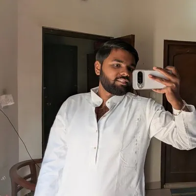 ऋषि निकम🔵 profile