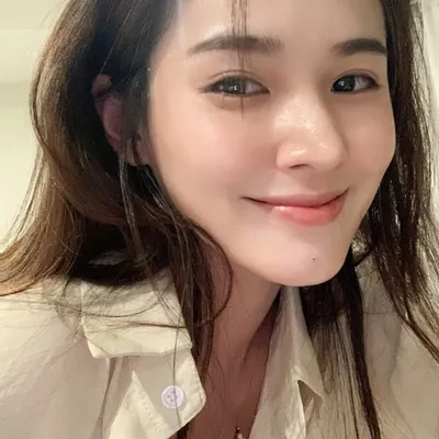 Sophie Vale薛可人·笔名焚屿 profile