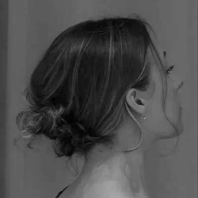 Sophie Axon profile