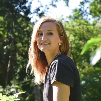 Julie Bernier🌻Autrice Best-seller 👩🏼🌾Formatrice Permaculture profile