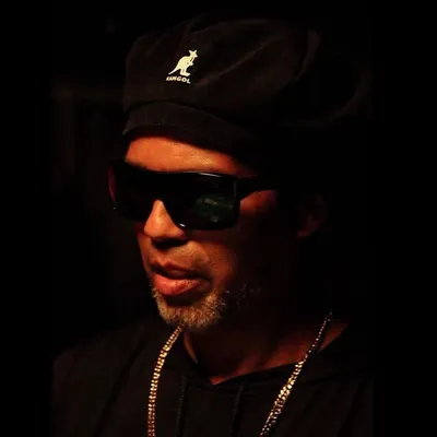 ๐ Valderino Alves profile