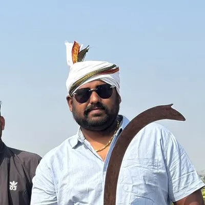 🏹꧁༺पटेल साहब༺꧂🏹 profile