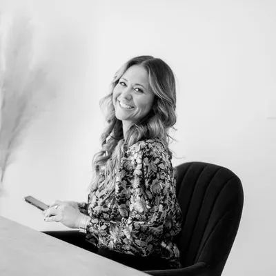 Ashley | CEO/President profile