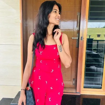Sowmia Kavinesh profile
