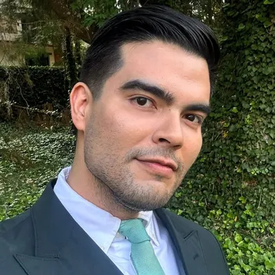 Alex DeA profile