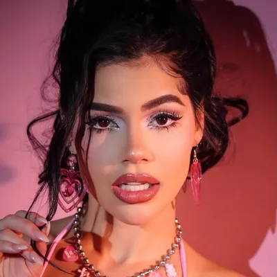 Mariana Ávila profile