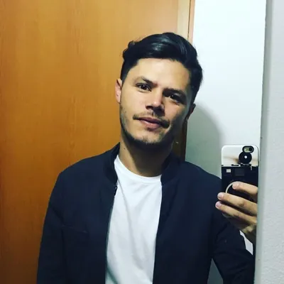 Andy Flórez profile