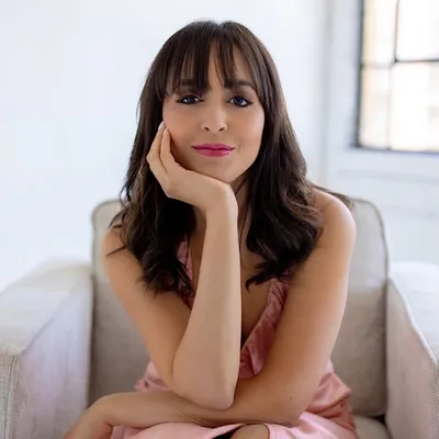 LAURA REYNOSO ⭐️ profile