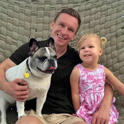 Scott Pearson | Gay Dad ๐ณ๏ธโ๐ profile