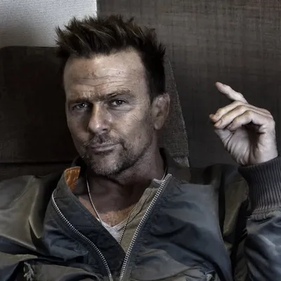 Sean Patrick Flanery profile