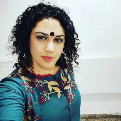 Renu Anshie Dhar profile