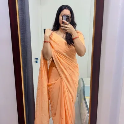 Sunidhi Raiya (लेखिका) profile