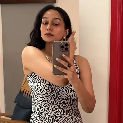 Aamna profile