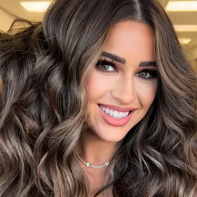 Julianna Zavala profile