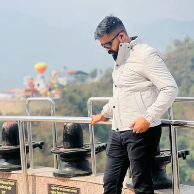 🔱Shivam Kakare 🔱 profile
