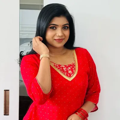 Sruthi Thampi profile