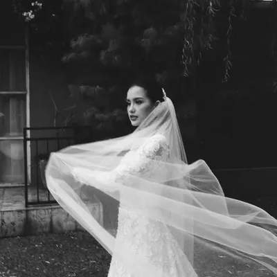 Sarah Rai Menzel profile