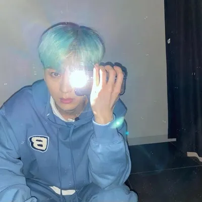 송윤형 Smile profile