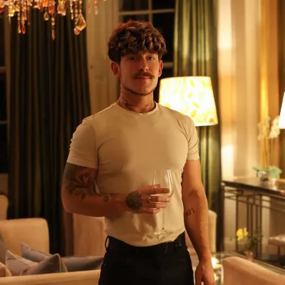 Stanley Dru | Menswear & Travel profile