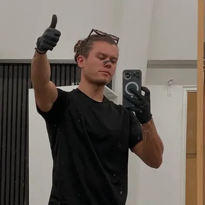 Nicklas Starcke profile