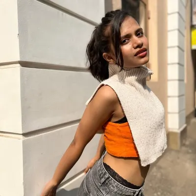 Yashashree Jadhav profile