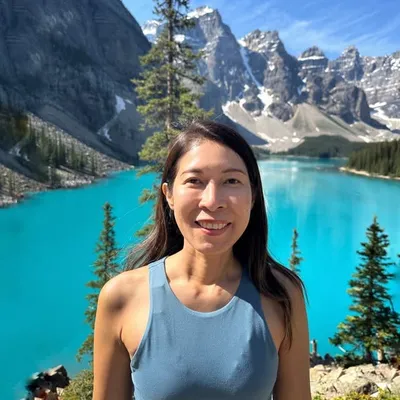Sara | Hiking•Outdoors•Travel | 📍DC & East Coast profile