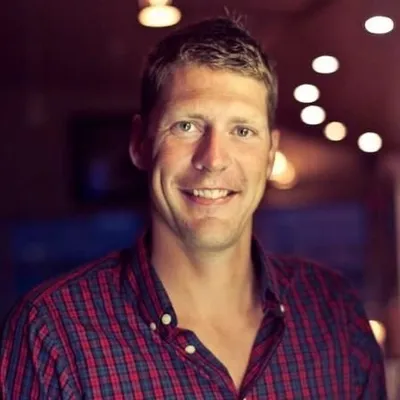 Steen Langeberg profile