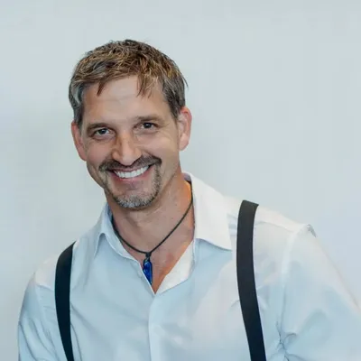 Stefan Schlegel profile
