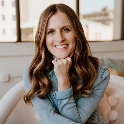 Stefanie Carlstedt | Human Design Business Coach profile