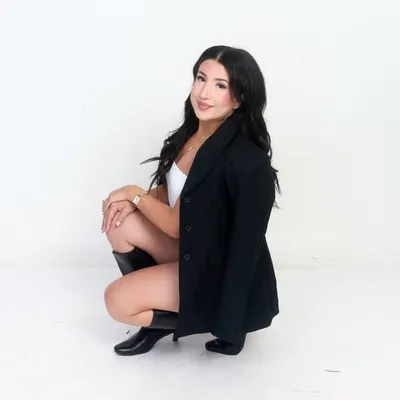 Stefanie | Beauty + Effortless Outfit Inspo profile