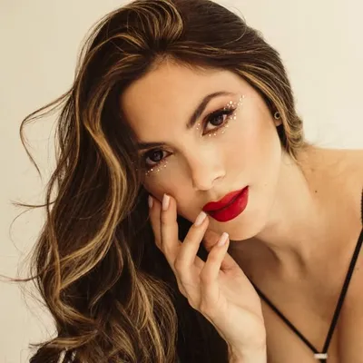Stefanny Giraldo Pino profile