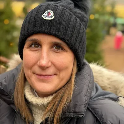 Stefanie Hopfgartner profile