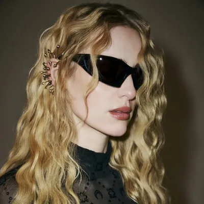 Stella Bossi profile