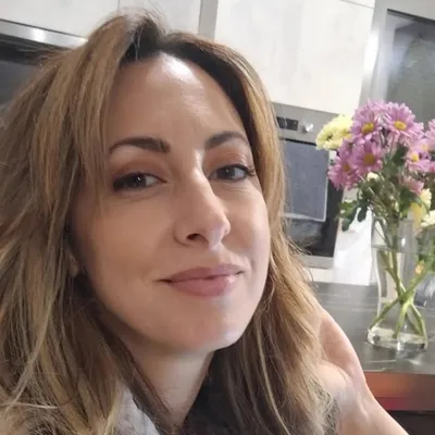 Stella Kostopoulou profile