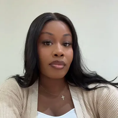 Steph Mayers | 4AM Corporate Girlie profile