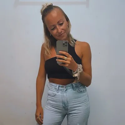 stephanie profile