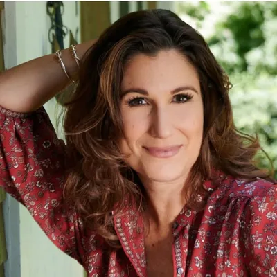 Stephanie J Block-Arcelus profile