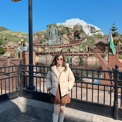Stephanie Lieswan profile