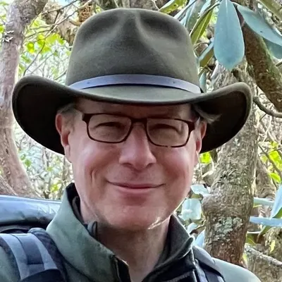 Stephen Ozcomert profile